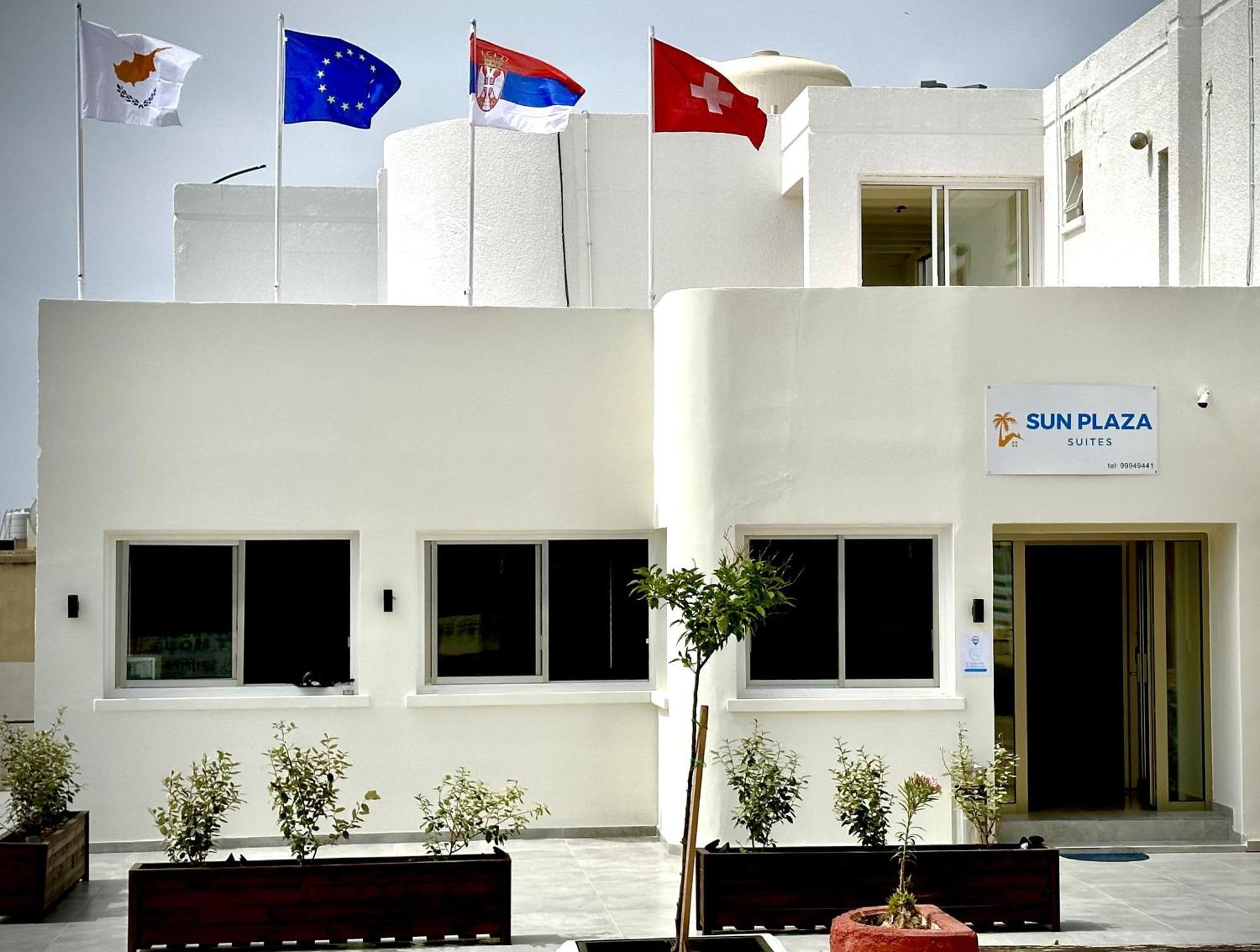 Sun Plaza Suites - Adults Only Agia Napa Buitenkant foto